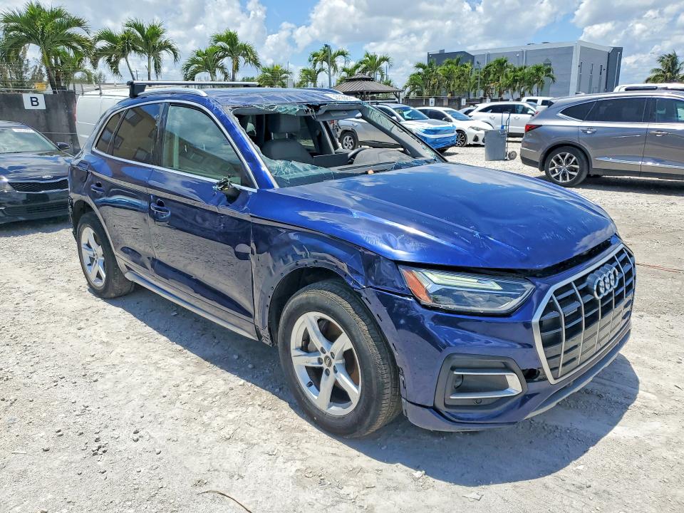 2021 Audi Q5 VIN WA1AAAFY4M2102863 COPART salvage auction — REAR END, TX - CERTIFICATE OF TITLE, sold $8,700 on 2026-07-28 (photo 4)
