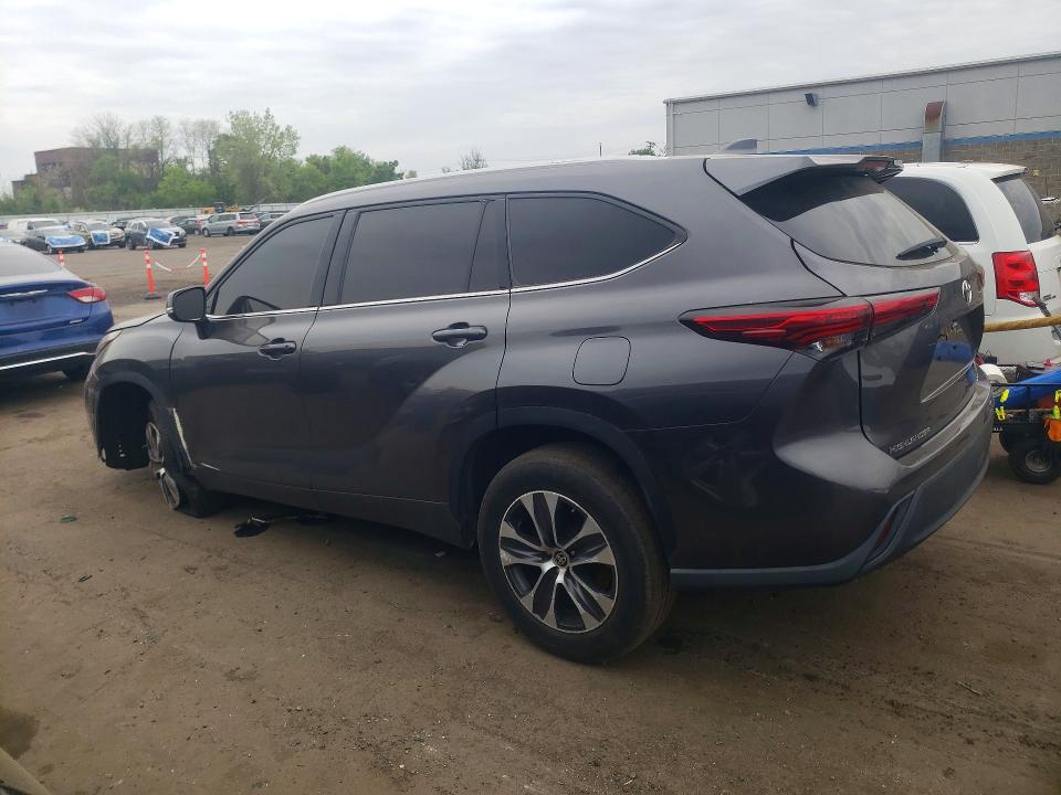 2022 Toyota Highlander VIN 5TDGZRAH1NS550678 COPART salvage auction — FRONT END, Nj - Certificate Of Title (P), sold $17,600 on 2026-07-14 (photo 2)