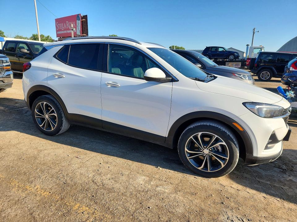 2023 Buick . VIN KL4MMDS23PB089499 COPART salvage auction — HAIL, Ks - Cert Of Title-Salvage, sold $175 on 2026-07-27 (photo 4)