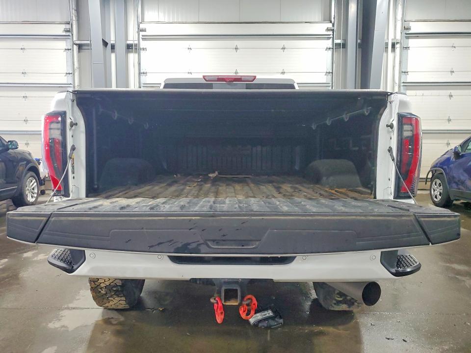 2025 Gmc SIERRA VIN 1GT4UVEY3SF184030 COPART salvage auction — SIDE, MN - CERT OF TITLE-SALVAGE, sold $40,250 on 2026-07-21 (photo 6)