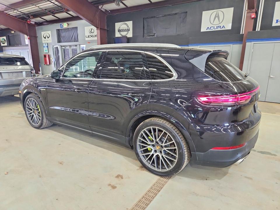 2019 Porsche Cayenne VIN WP1AE2AY4KDA50934 COPART salvage auction — MINOR DENT/SCRATCHES, Pa - Cert Of Title (P), sold $19,100 on 2026-09-08 (photo 2)