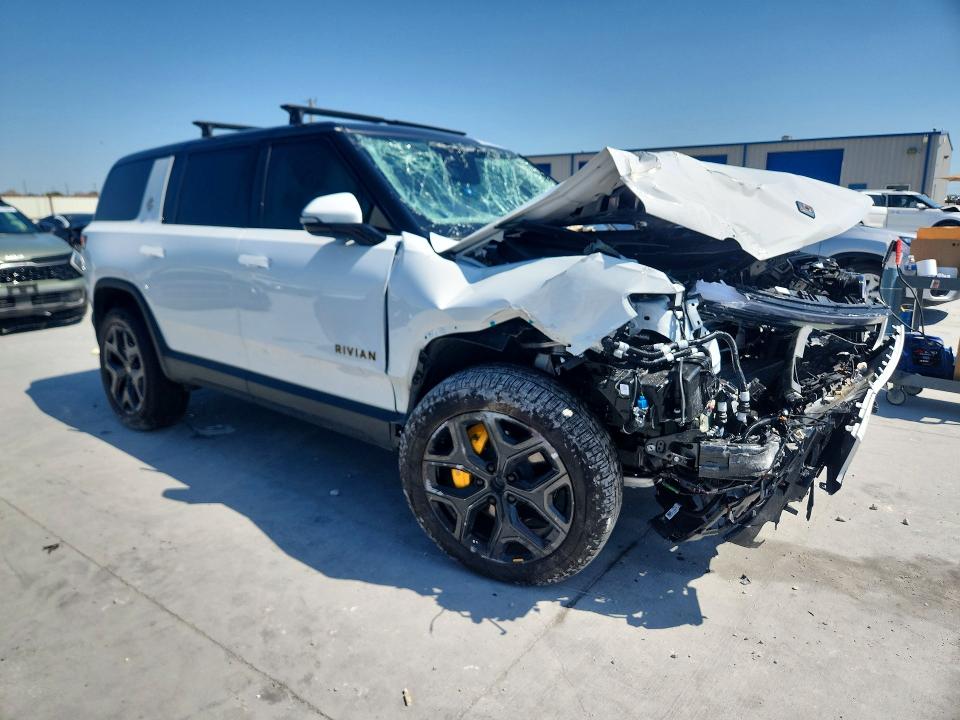 2026 Rivian VIN 7PDSGBBP3TN086155 COPART salvage auction — FRONT END, Tx - Salvage Vehicle Title, sold $21,600 on 2026-07-17 (photo 4)