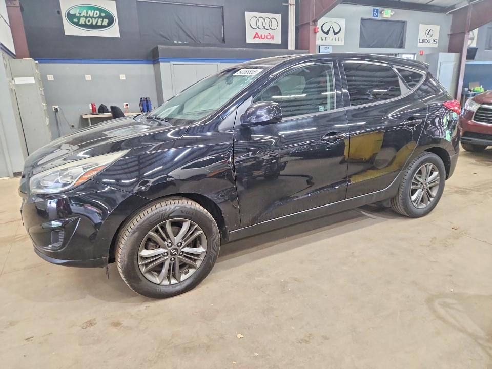 2015 Hyundai Tucson VIN KM8JTCAF7FU076697 COPART salvage auction — MINOR DENT/SCRATCHES, Va - Certificate Of Title, sold $2,500 on 2026-07-14 (photo 1)