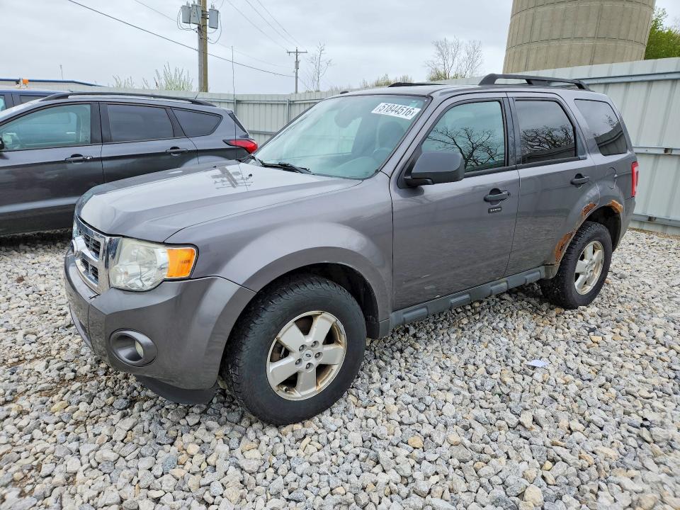 2011 Ford Escape VIN 1FMCU9DG6BKA21385 COPART salvage auction — WATER/FLOOD, MI - CERT OF TITLE-FLOOD VEHICLE, sold $200 on 2026-07-02 (photo 1)
