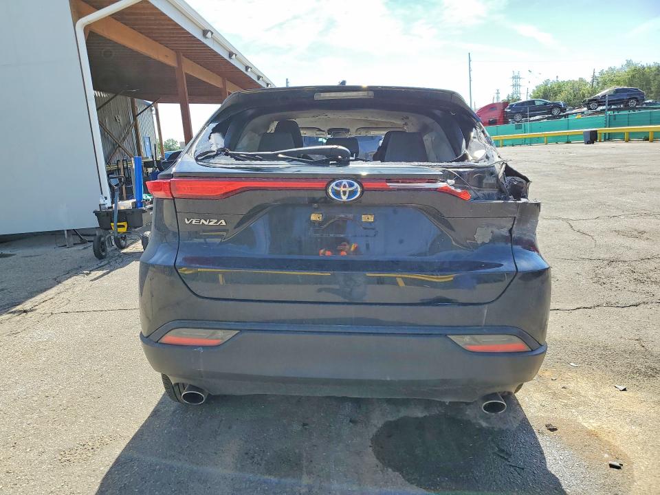 2023 Toyota Venza VIN JTEAAAAH1PJ136827 COPART salvage auction — ROLLOVER, CO - BILL OF SALE-PARTS ONLY, sold $2,400 on 2026-07-02 (photo 6)