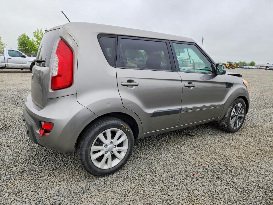 2013 Kia Soul VIN KNDJT2A69D7557478 COPART salvage auction — FRONT END, Or - Salvage Title Certificate, sold $425 on 2026-07-14 (photo 3)