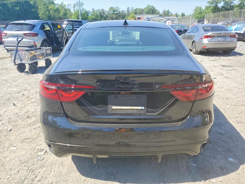 2024 Jaguar Xf VIN SAJBL4GX4RCY96164 COPART salvage auction — SIDE, Md - Cert Of Salvage < 75% Damage, sold $12,700 on 2026-07-10 (photo 6)