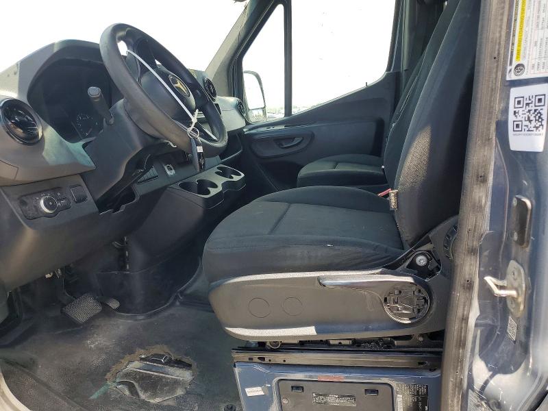 2019 Mercedes-benz VIN WD4PF1CD2KP125261 COPART salvage auction — MINOR DENT/SCRATCHES, Fl - Certificate Of Title, sold $11,500 on 2026-07-27 (photo 7)