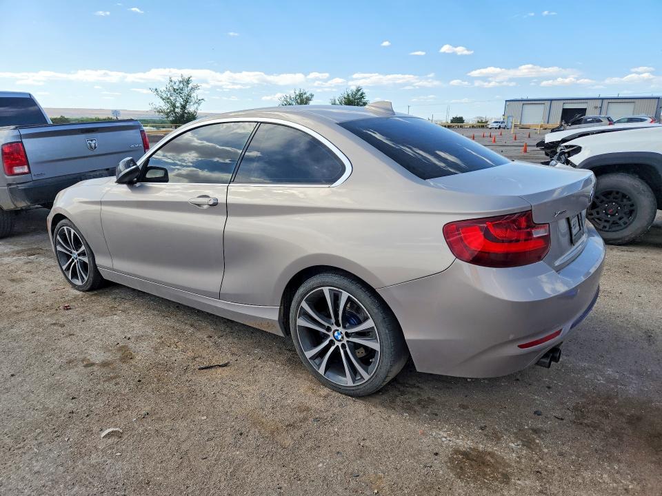 2015 BMW 2er VIN WBA1F5C52FV256818 COPART salvage auction — MINOR DENT/SCRATCHES, Nm - Certificate Of Title, sold $2,250 on 2026-07-27 (photo 2)