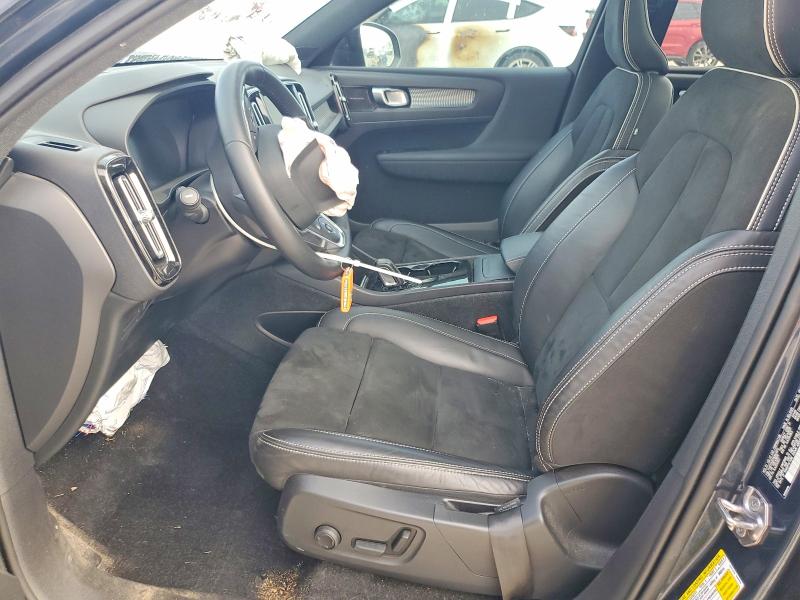 2022 Volvo Xc40 VIN YV4ED3UR7N2643975 COPART salvage auction — FRONT END, Tx - Salvage Vehicle Title, sold $5,700 on 2026-07-02 (photo 7)