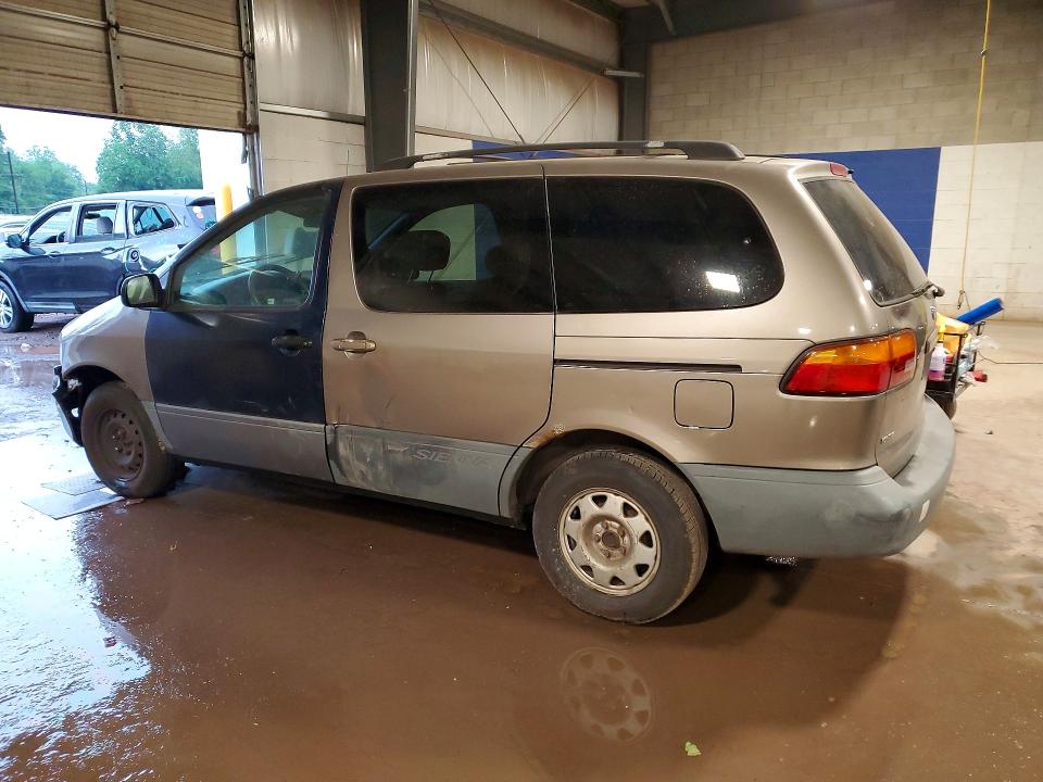 1999 Toyota Sienna VIN 4T3ZF19C0XU131881 COPART salvage auction — FRONT END, Pa - Certificate Of Salvage, sold $225 on 2026-07-06 (photo 2)