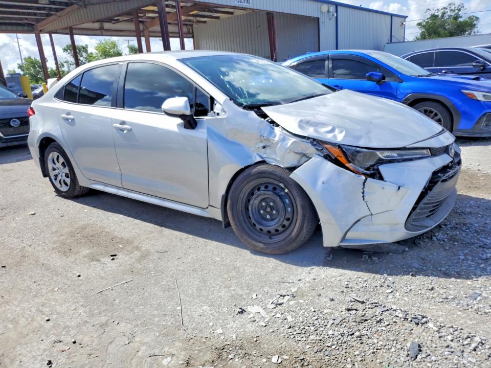 2026 Toyota Corolla VIN 5YFB4MDE4TP401944 COPART salvage auction — FRONT END, Fl - Cert Of Title Slvg Rebuildable, sold $6,300 on 2026-07-24 (photo 4)