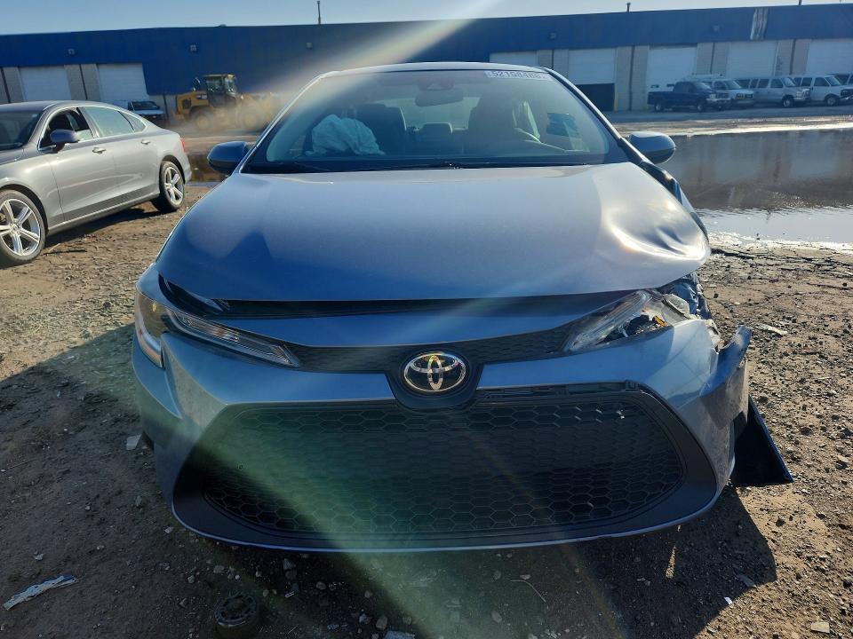 2022 Toyota Corolla VIN 5YFEPMAE8NP294408 COPART salvage auction — FRONT END, Mi - Scrap Certificate Of Title, sold $2,800 on 2026-07-10 (photo 5)