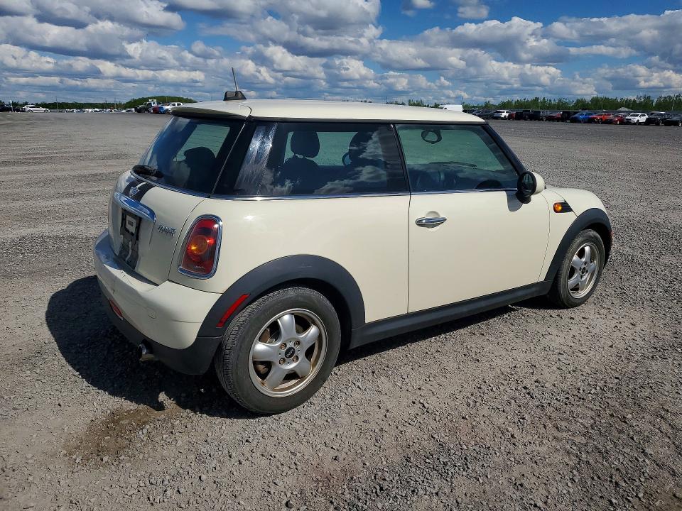2010 Mini Cooper VIN WMWMF3C52ATU76269 COPART salvage auction — MECHANICAL, On - Permit No Brand - Unfit, sold $225 on 2026-08-04 (photo 3)