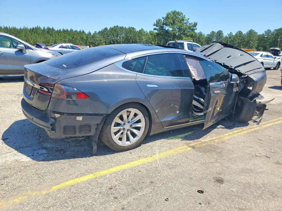 2016 Tesla Model s VIN 5YJSA1E20GF170859 COPART salvage auction — ALL OVER, Sc - Cert Of Title-Salvage, sold $525 on 2026-07-31 (photo 3)
