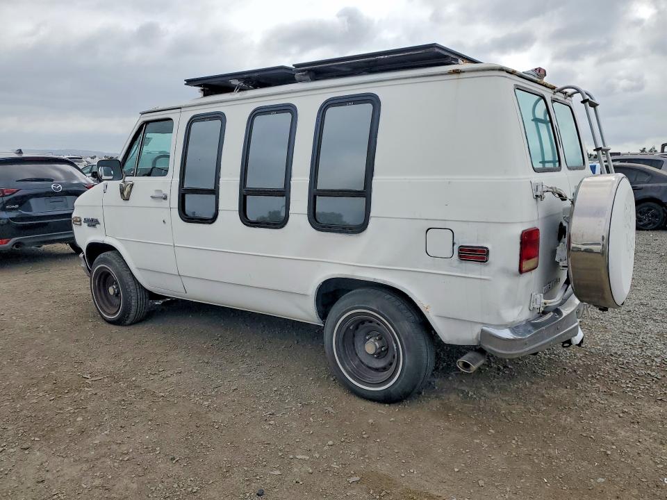 1992 Chevrolet G20 VIN 2GBEG25Z3N4112908 COPART salvage auction — REAR END, Ca - Dis/Dlr/Exp Only Clean Title, sold $325 on 2026-07-02 (photo 2)