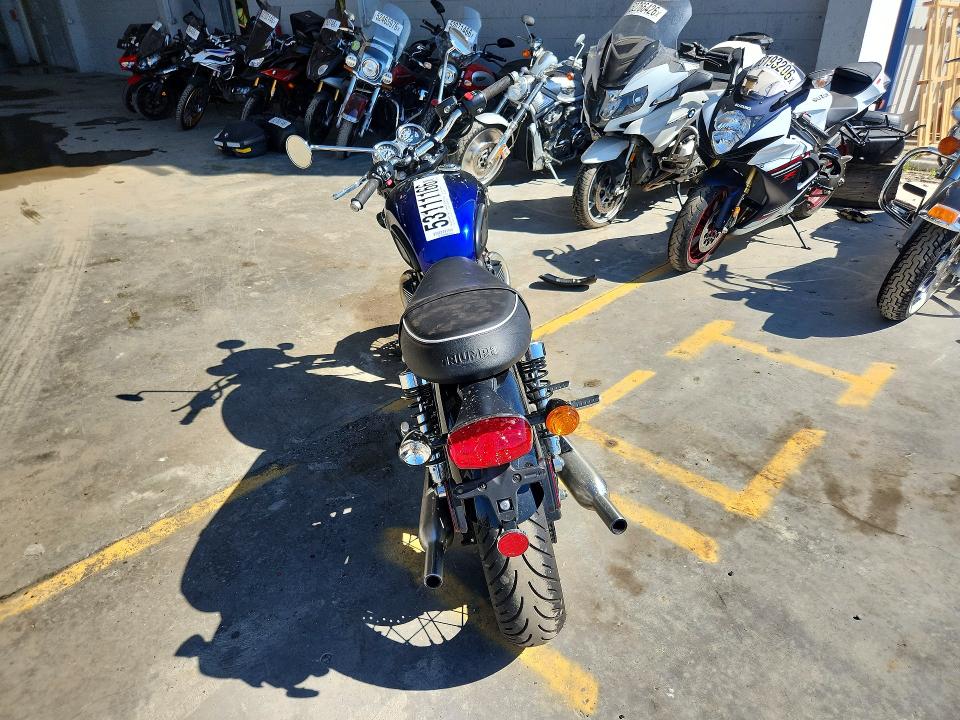 2024 Triumph motorcycle Bonneville VIN SMTD10G71RTBS5686 COPART salvage auction — SIDE, VA - CERT OF TITLE - SALVAGE, sold $1,850 on 2026-07-09 (photo 4)