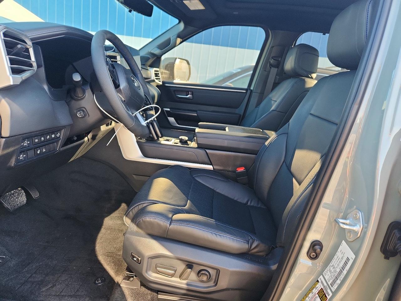 2025 Toyota Tundra VIN 5TFNC5DB8SX114134 COPART salvage auction — Hail, MO - SALVAGE CERTIFICATE OF TITLE, sold $44,750 on 2026-07-01 (photo 7)