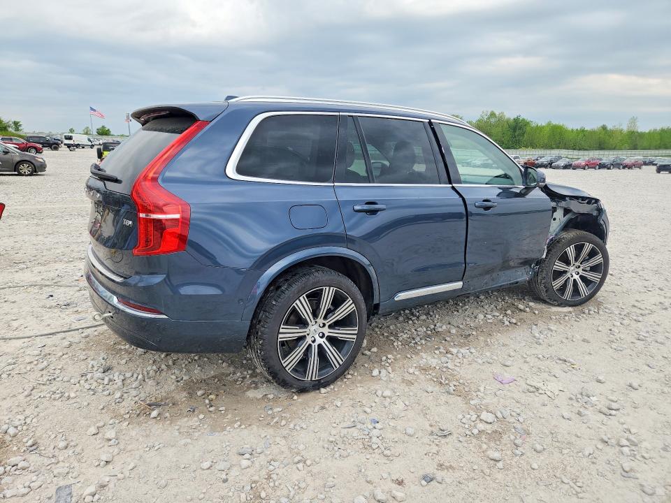 2025 Volvo VIN YV4H60PE9S1332578 COPART salvage auction — FRONT END, Salvage Title, sold $27,750 on 2026-08-13 (photo 3)