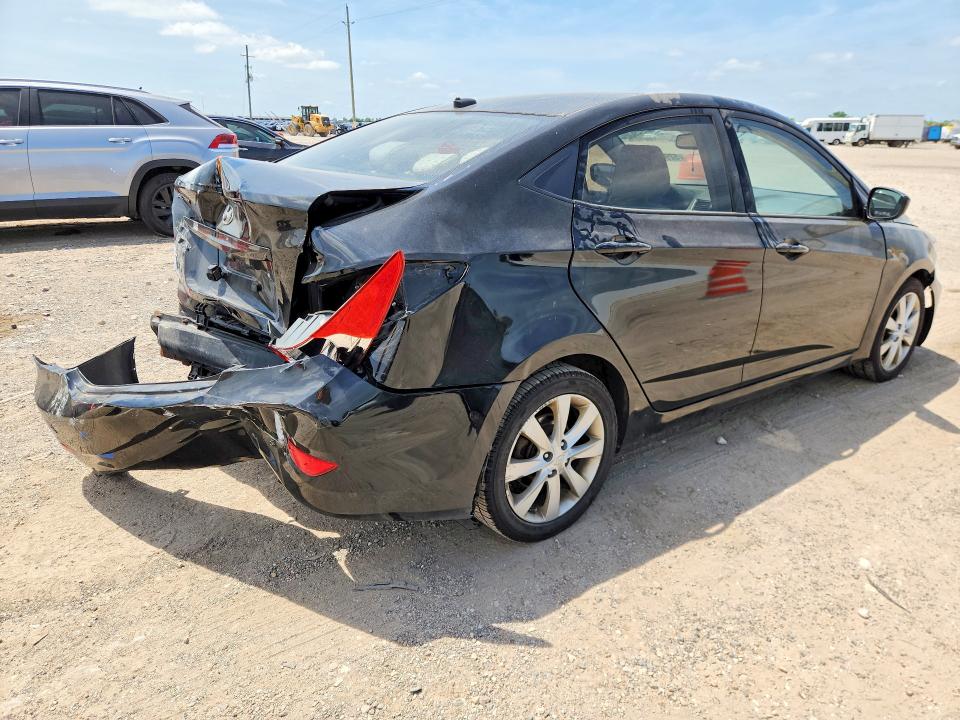 2013 Hyundai Accent VIN KMHCU4AE1DU441830 COPART salvage auction — REAR END, Tx - Salvage Vehicle Title, sold $650 on 2026-07-13 (photo 3)