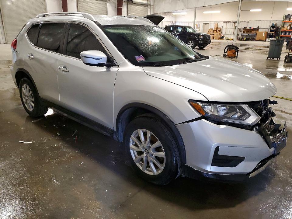 2018 Nissan Rogue VIN KNMAT2MVXJP585675 COPART salvage auction — FRONT END, Mn - Cert Of Title-Prior Salvage, sold $1,600 on 2026-07-06 (photo 4)
