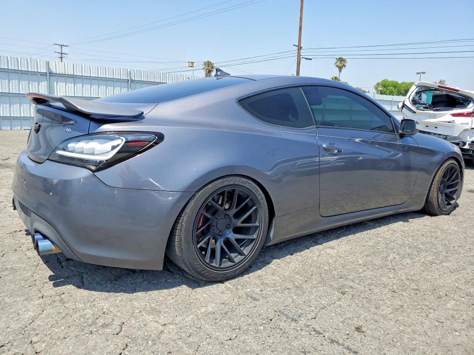 2015 Hyundai Genesis VIN KMHHU6KJ6FU126246 COPART salvage auction — MINOR DENT/SCRATCHES, Ca - Salvage Certificate, sold $2,400 on 2026-07-09 (photo 3)