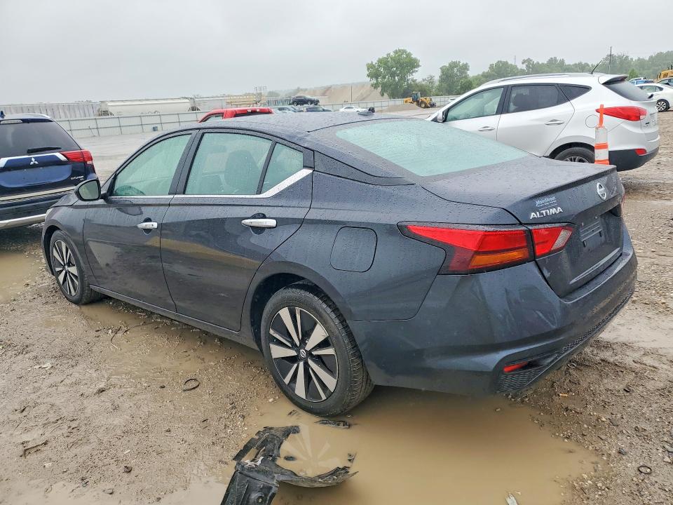 2022 Nissan Altima VIN 1N4BL4DVXNN388965 COPART salvage auction — HAIL, Ks - Cert Of Title-Salvage, sold $5,900 on 2026-07-02 (photo 2)