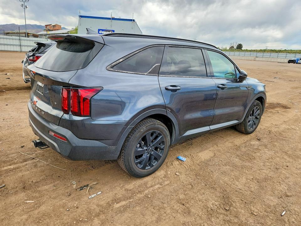 2021 Kia Sorento VIN 5XYRLDLC4MG059676 COPART salvage auction — FRONT END, Co - Salvage Title, sold $9,200 on 2026-08-24 (photo 3)