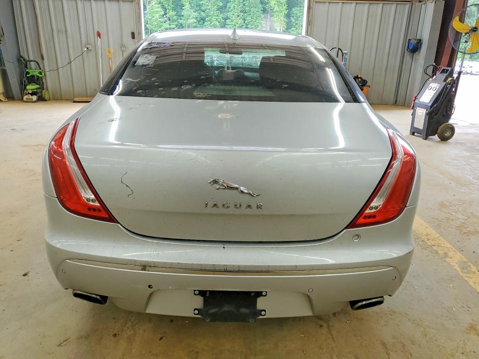 2013 Jaguar Xj VIN SAJWA2GE0DMV46026 COPART salvage auction — MECHANICAL, Sc - Dealer Only Clean Title, sold $3,550 on 2026-07-08 (photo 6)