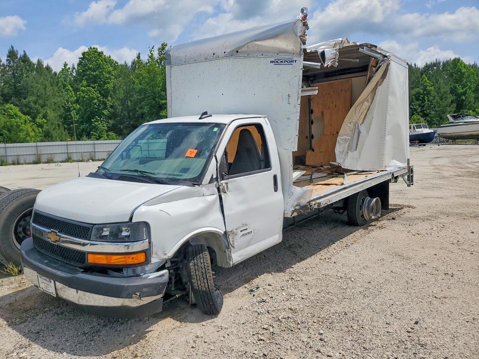 2025 Chevrolet Express VIN 1HA6GVC72SN014981 — COPART salvage auction photo