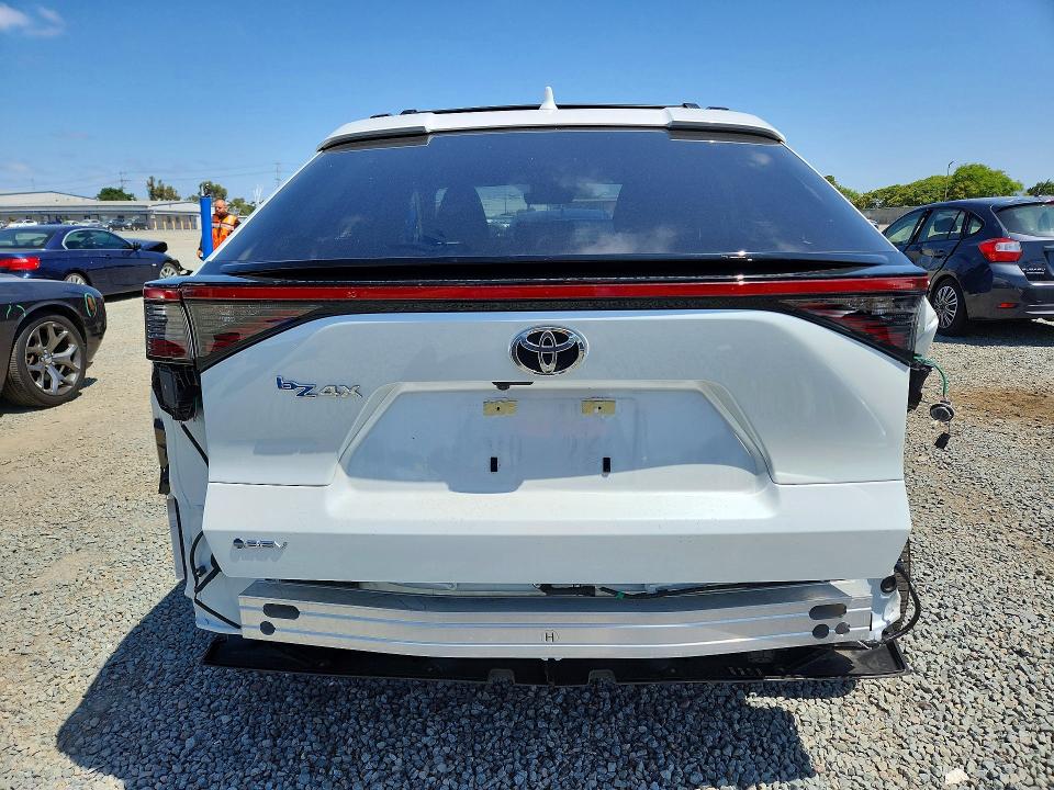 2025 Toyota VIN JTMAAAAAXSA067295 COPART salvage auction — REAR END, Ca - Salvage Certificate, sold $5,700 on 2026-07-21 (photo 7)