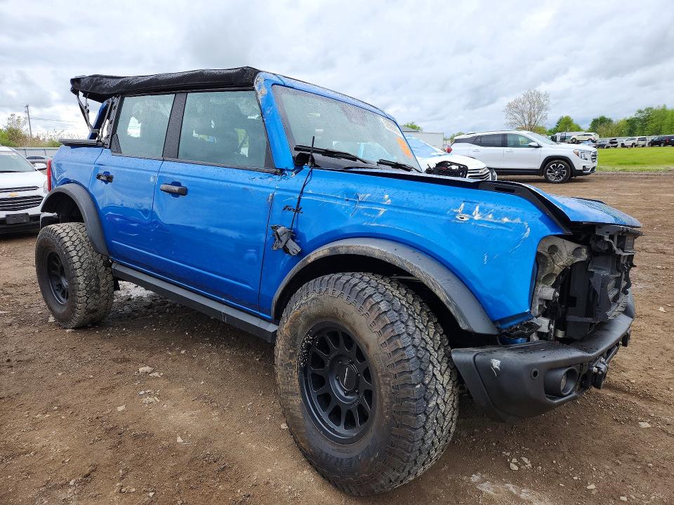 2023 Ford Bronco VIN 1FMDE5BH4PLB05292 COPART salvage auction — ROLLOVER, Az - Cert Of Title - Salvage, sold $6,600 on 2026-07-02 (photo 4)