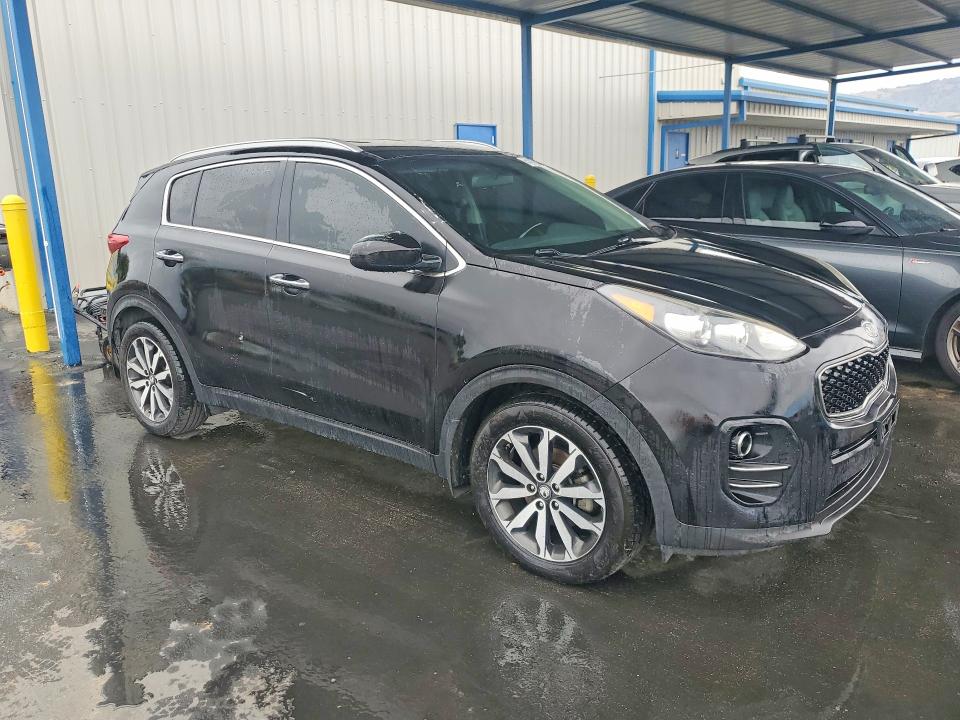 2017 Kia Sportage VIN KNDPN3AC4H7159925 COPART salvage auction — MINOR DENT/SCRATCHES, Ca - Certificate Of Title, sold $2,300 on 2026-07-09 (photo 4)