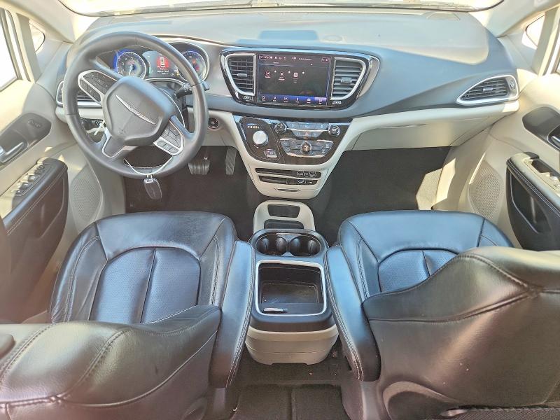2022 Chrysler VIN 2C4RC1BG4NR176724 COPART salvage auction — HAIL, Mo - Salvage Certificate Of Title, sold $8,200 on 2026-07-27 (photo 8)