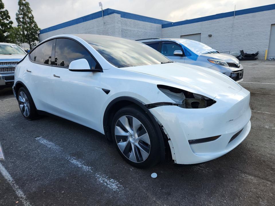 2021 Tesla Model y VIN 5YJYGDEE2MF086476 COPART salvage auction — REAR END, Ca - Salvage Certificate, sold $150 on 2026-07-28 (photo 4)