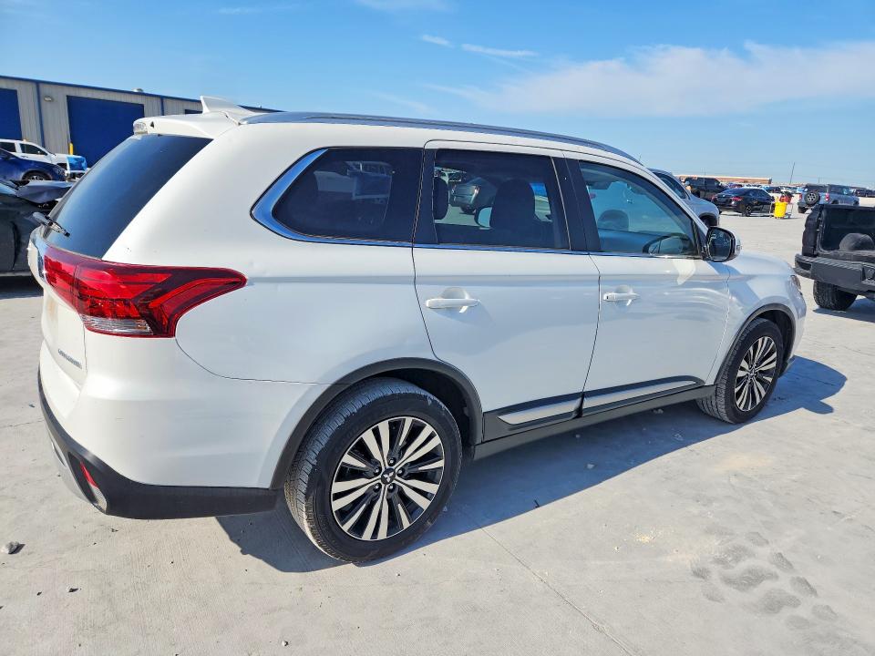 2019 Mitsubishi VIN JA4AD3A34KZ007710 COPART salvage auction — HAIL, Tx - Certificate Of Title, sold $225 on 2026-07-10 (photo 3)