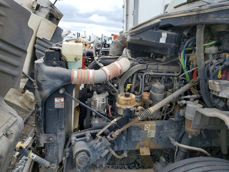 2015 Peterbilt 579 VIN 1XPBDP9X5FD255443 COPART salvage auction — FRONT END, CA - SALVAGE CERTIFICATE, sold $70 on 2026-09-10 (photo 7)