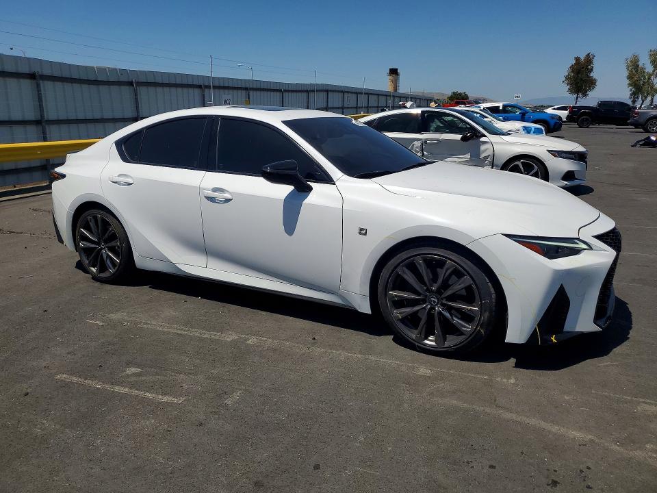2025 Lexus Is VIN JTHGZ1B25S5090503 COPART salvage auction — VANDALISM, Ca - Salvage Certificate, sold $29,250 on 2026-07-13 (photo 4)