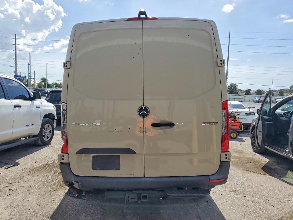 2024 Mercedes-benz VIN W1Y4KBHY8RT176366 COPART salvage auction — ROLLOVER, Fl - Certificate Of Destruction, sold $2,350 on 2026-07-31 (photo 6)