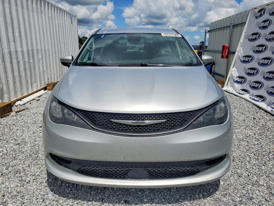 2023 Chrysler Voyager VIN 2C4RC1CG3PR553996 COPART salvage auction — MINOR DENT/SCRATCHES, Ks - Certificate Of Title, sold $3,850 on 2026-07-20 (photo 5)