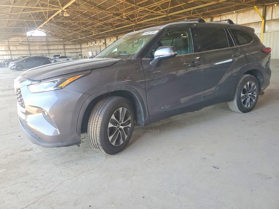 2022 Toyota Highlander VIN 5TDGZRAH9NS131638 COPART salvage auction — FRONT END, Az - Cert Of Title - Salvage, sold $14,500 on 2026-07-20 (photo 1)