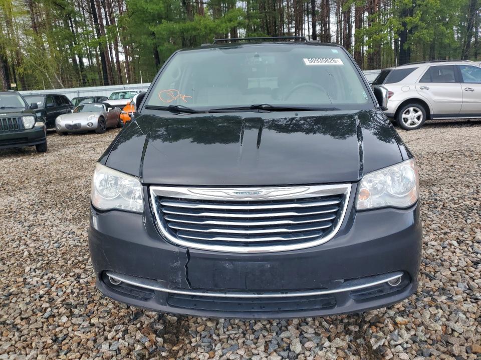 2015 Chrysler Voyager VIN 2C4RC1CG4FR573429 COPART salvage auction — FRONT END, ME, sold $200 on 2026-09-17 (photo 5)