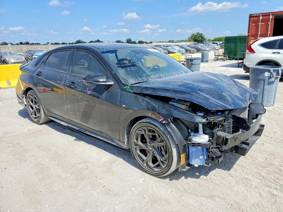 2025 Hyundai Elantra VIN KMHLR4DFXSU864134 COPART salvage auction — FRONT END, FL, sold $5,100 on 2026-07-29 (photo 4)