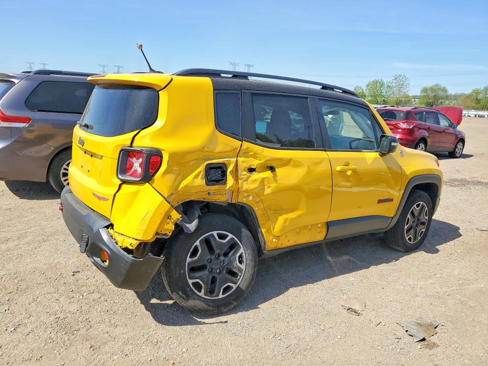 2015 Jeep VIN ZACCJBCT0FPB75174 COPART salvage auction — SIDE, Il - Salvage Certificate, sold $1,950 on 2026-08-06 (photo 3)