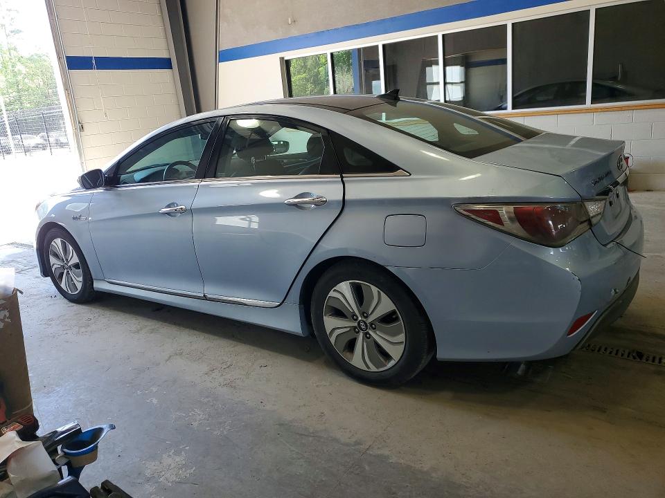 2014 Hyundai VIN KMHEC4A43EA109491 COPART salvage auction — FRONT END, Wv - Certificate Of Title, sold $1,800 on 2026-07-27 (photo 2)