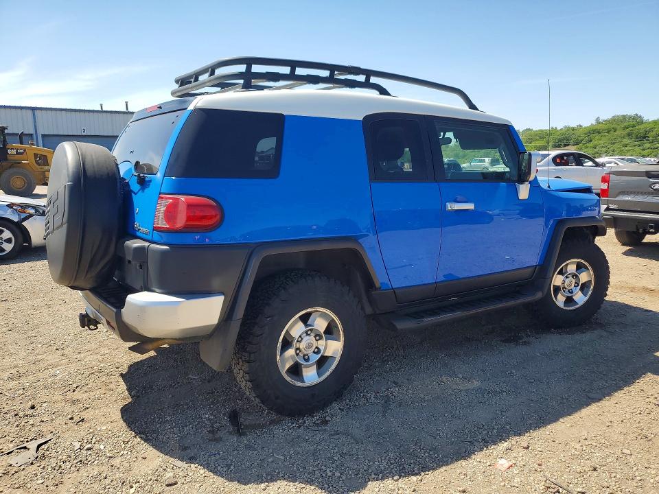 2008 Toyota Fj cruiser VIN JTEBU11F28K016234 COPART salvage auction — FRONT END, IL - SALVAGE CERTIFICATE, sold $4,450 on 2026-07-03 (photo 3)