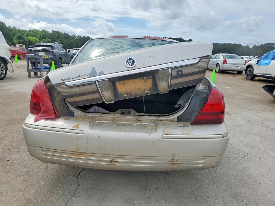 2006 Mercury Grand marquis VIN 2MEFM75V16X645731 COPART salvage auction — FRONT END, Ms - Cert Of Title-Salvaged, sold $300 on 2026-07-10 (photo 6)