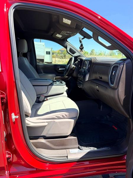 2021 Chevrolet Silverado 1500 VIN 1GCUYDED0MZ214405 COPART salvage auction — Minor Dent/Scratches, NM - CERT OF TITLE-SALVAGE (P), sold $26,500 on 2026-07-10 (photo 5)