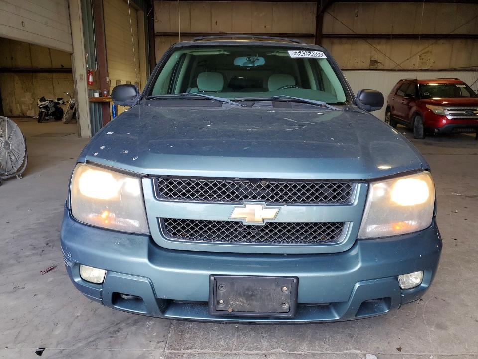 2009 Chevrolet Trailblazer VIN 1GNDT33S292123332 COPART salvage auction — MINOR DENT/SCRATCHES, Il - Cert Of Title-Corrected, sold $150 on 2026-07-09 (photo 5)