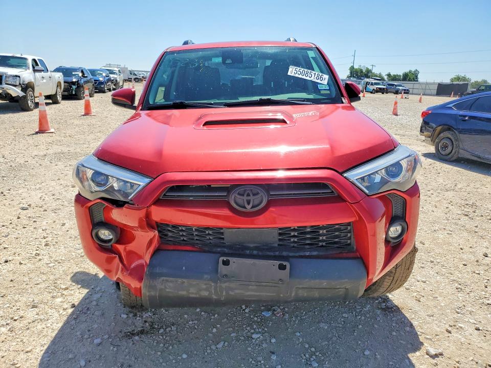 2023 Toyota 4runner VIN JTEPU5JR7P6117333 COPART salvage auction — SIDE, TX - SALVAGE VEHICLE TITLE, sold $8,100 on 2026-07-09 (photo 5)